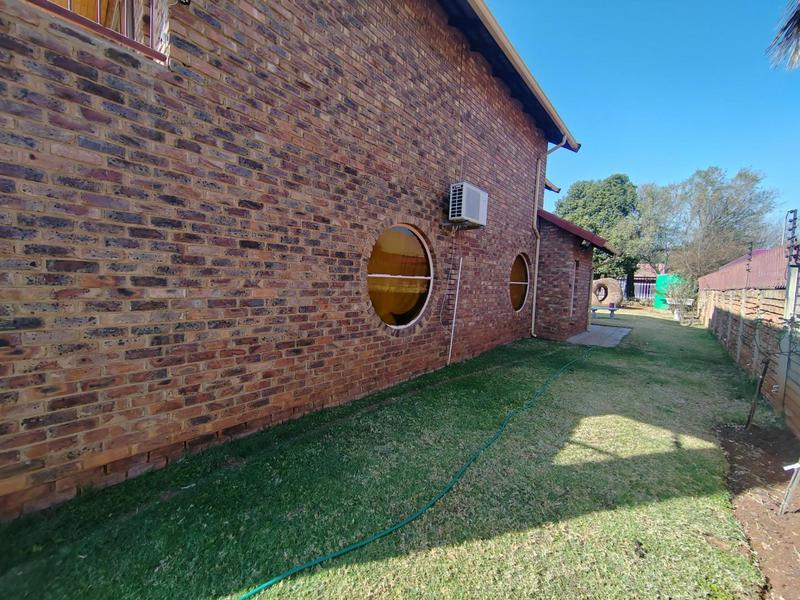 4 Bedroom Property for Sale in Doornpoort Gauteng