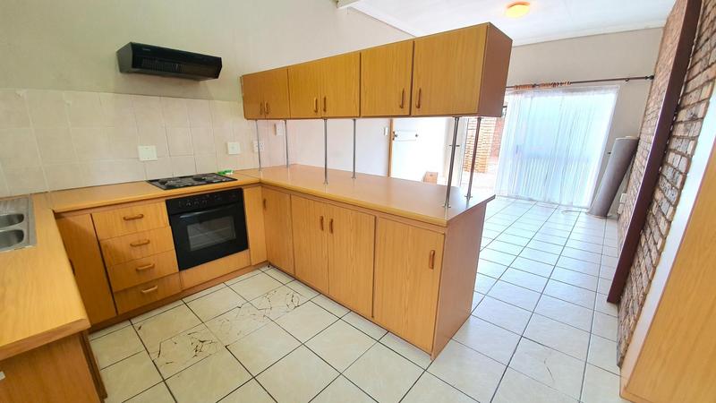 4 Bedroom Property for Sale in Dorandia Gauteng