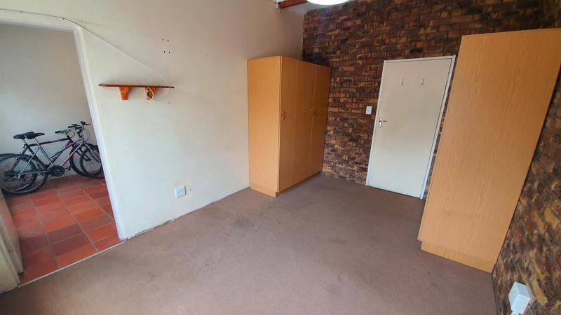 4 Bedroom Property for Sale in Dorandia Gauteng