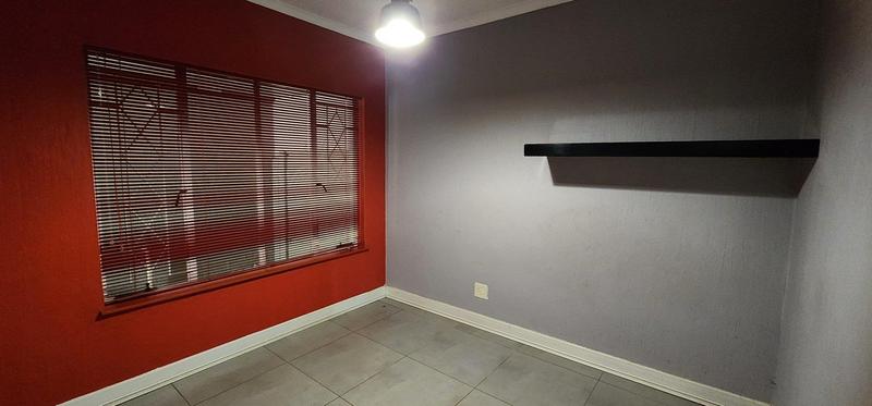 4 Bedroom Property for Sale in Florauna Gauteng