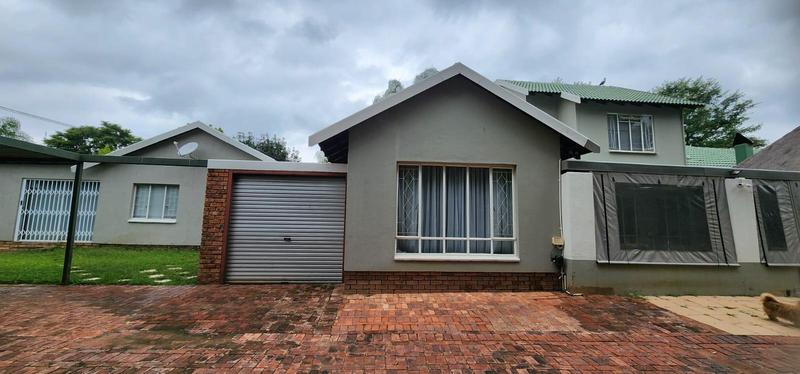 4 Bedroom Property for Sale in Florauna Gauteng