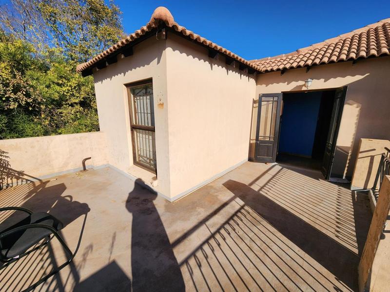4 Bedroom Property for Sale in Heatherview Gauteng