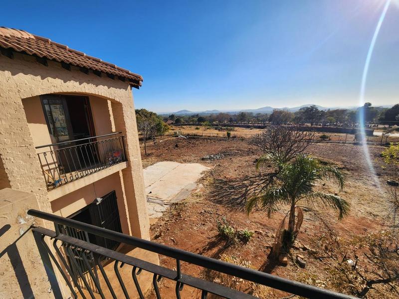 4 Bedroom Property for Sale in Heatherview Gauteng