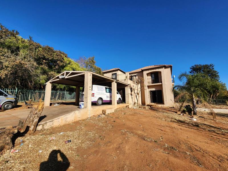 4 Bedroom Property for Sale in Heatherview Gauteng