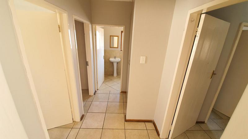 3 Bedroom Property for Sale in Hesteapark Gauteng