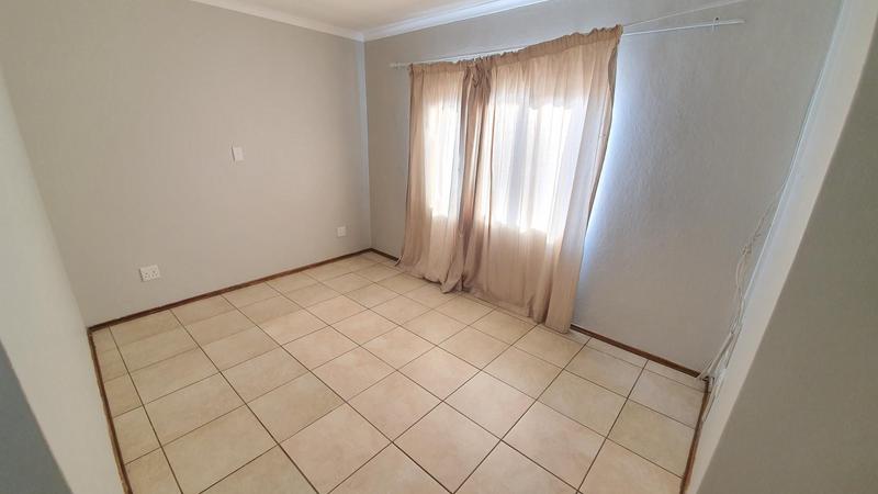 3 Bedroom Property for Sale in Hesteapark Gauteng
