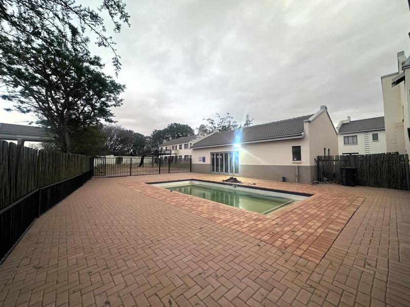 1 Bedroom Property for Sale in Hesteapark Gauteng
