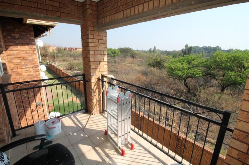 2 Bedroom Property for Sale in Karenpark Gauteng