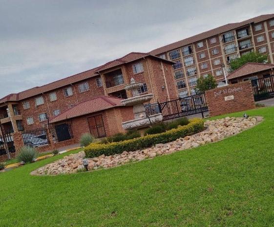 2 Bedroom Property for Sale in Karenpark Gauteng
