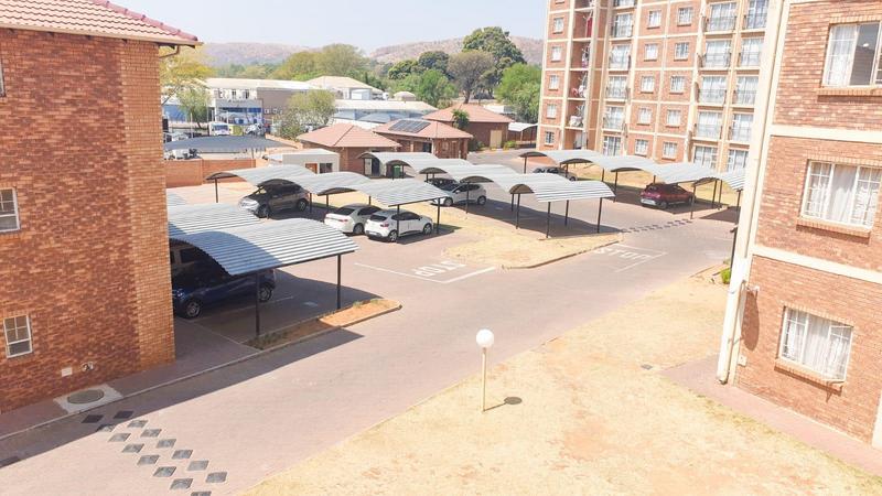 2 Bedroom Property for Sale in Karenpark Gauteng