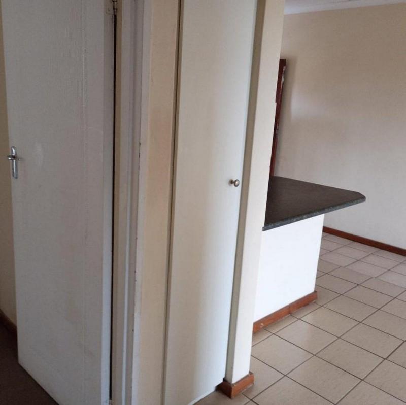 2 Bedroom Property for Sale in Karenpark Gauteng