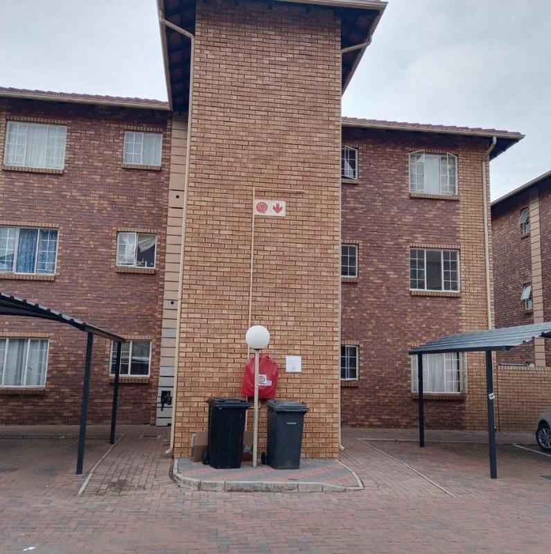 2 Bedroom Property for Sale in Karenpark Gauteng