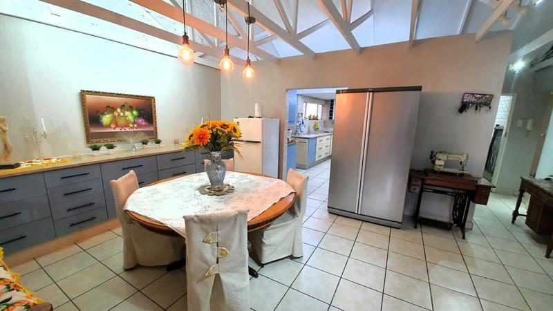 4 Bedroom Property for Sale in Magalieskruin Gauteng
