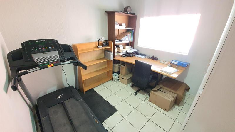 4 Bedroom Property for Sale in Magalieskruin Gauteng