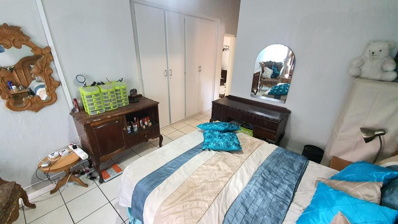 4 Bedroom Property for Sale in Magalieskruin Gauteng