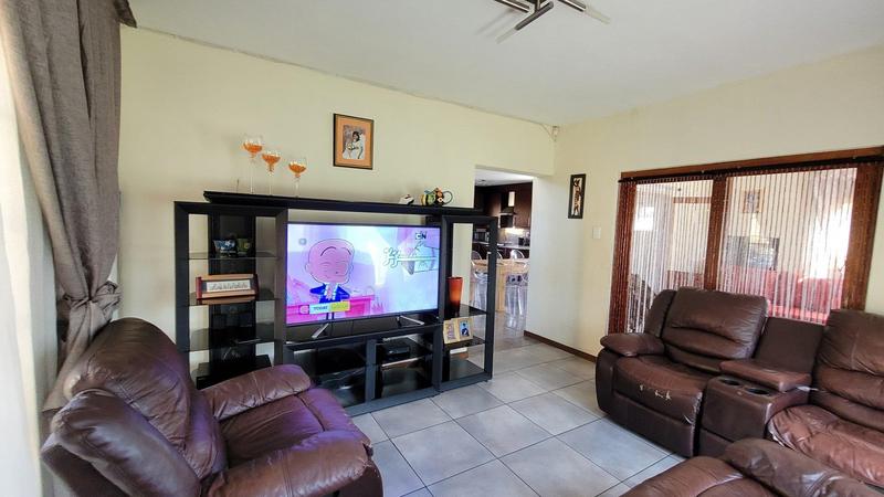 3 Bedroom Property for Sale in Montana Park Gauteng