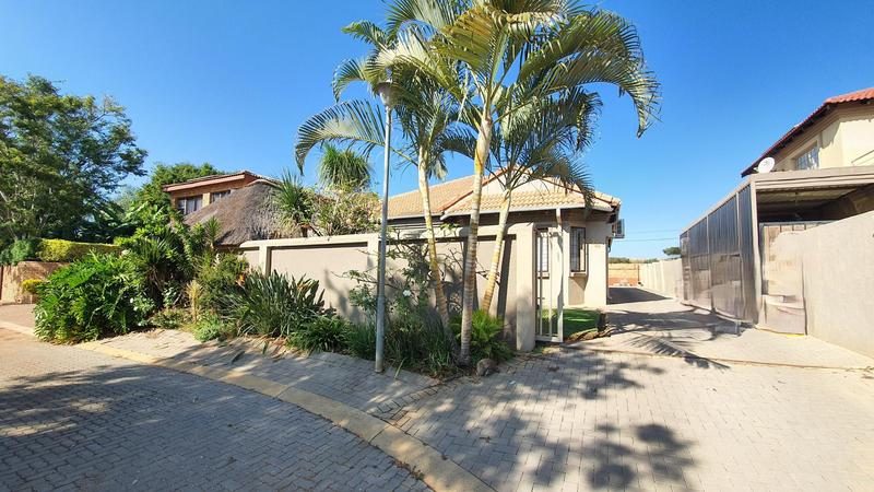 3 Bedroom Property for Sale in Bougainvillea Estate Gauteng