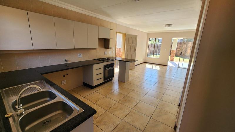 2 Bedroom Property for Sale in Montana Tuine Gauteng
