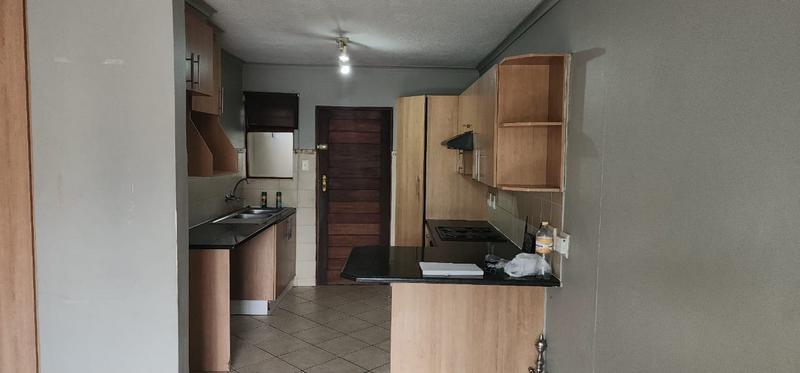 2 Bedroom Property for Sale in Montana Tuine Gauteng