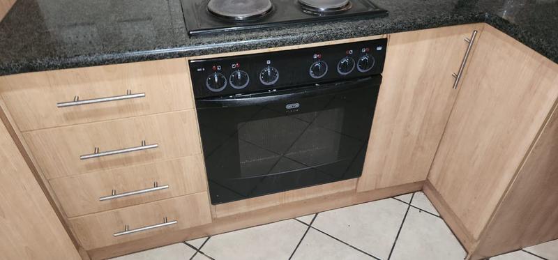 2 Bedroom Property for Sale in Montana Tuine Gauteng