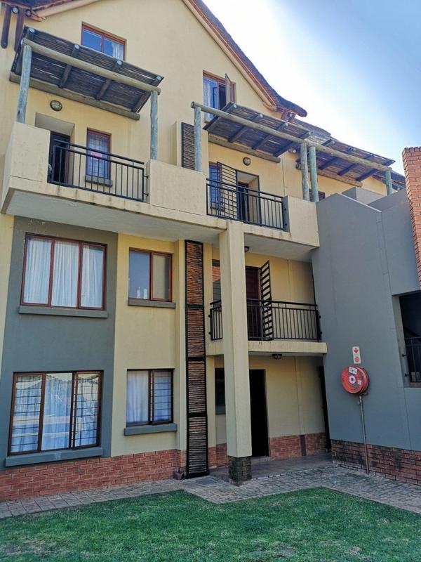 2 Bedroom Property for Sale in Montana Tuine Gauteng