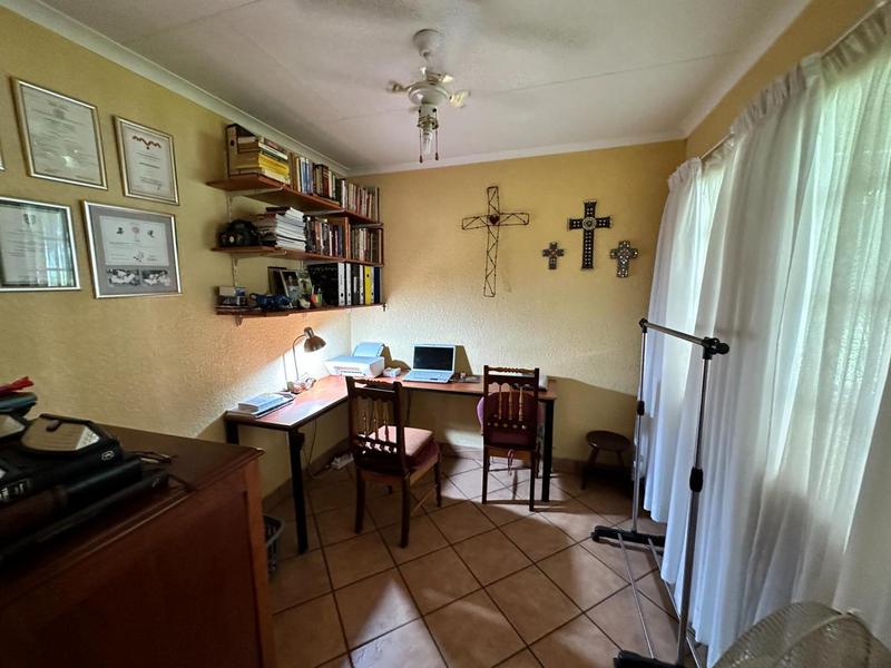 3 Bedroom Property for Sale in Ninapark Gauteng