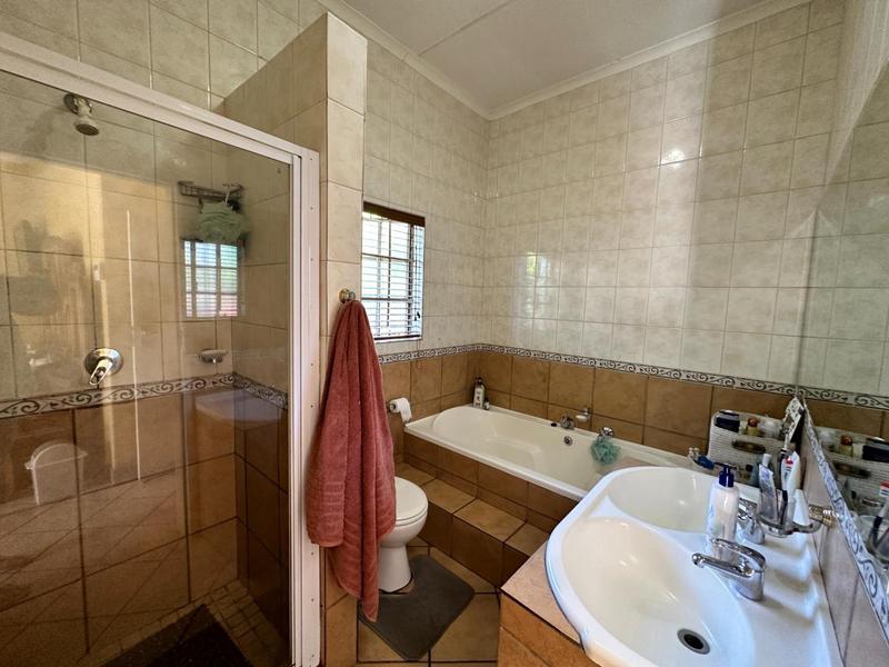 3 Bedroom Property for Sale in Ninapark Gauteng