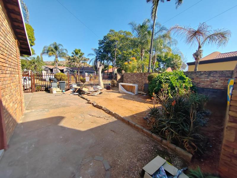 4 Bedroom Property for Sale in Ninapark Gauteng