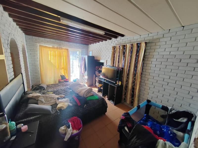 4 Bedroom Property for Sale in Ninapark Gauteng