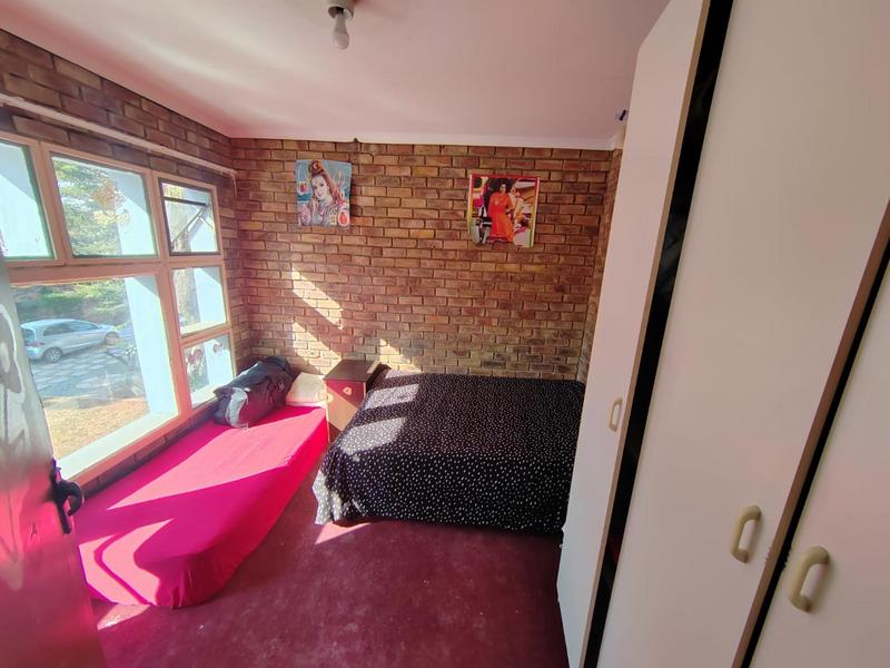 4 Bedroom Property for Sale in Ninapark Gauteng