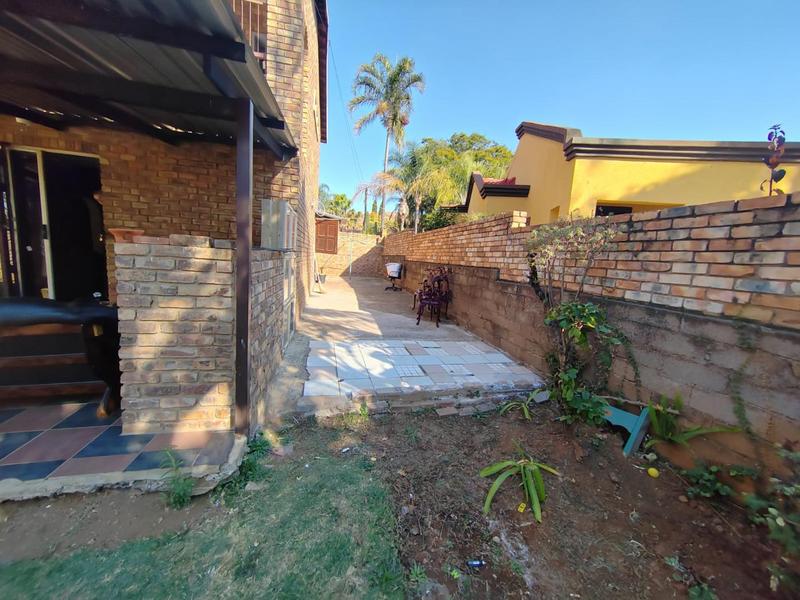4 Bedroom Property for Sale in Ninapark Gauteng
