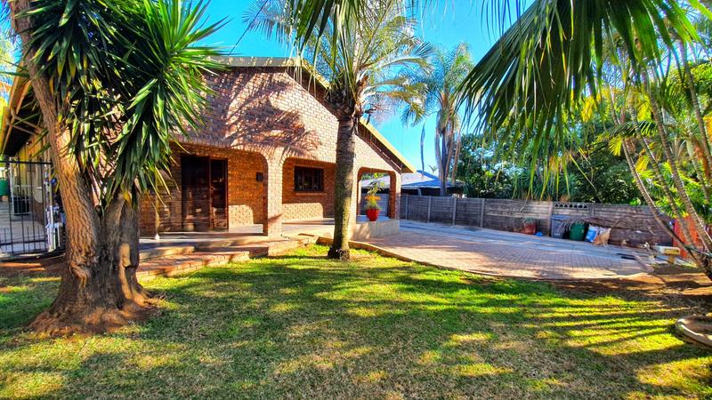 6 Bedroom Property for Sale in Pretoria North Gauteng