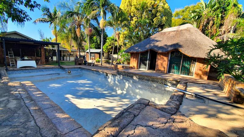 6 Bedroom Property for Sale in Pretoria North Gauteng