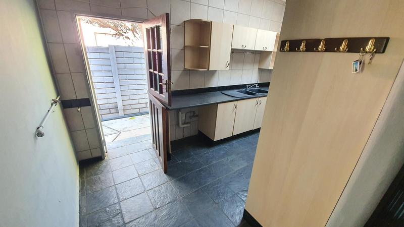 6 Bedroom Property for Sale in Pretoria North Gauteng