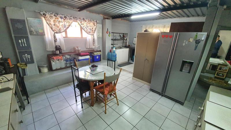 6 Bedroom Property for Sale in Pretoria North Gauteng