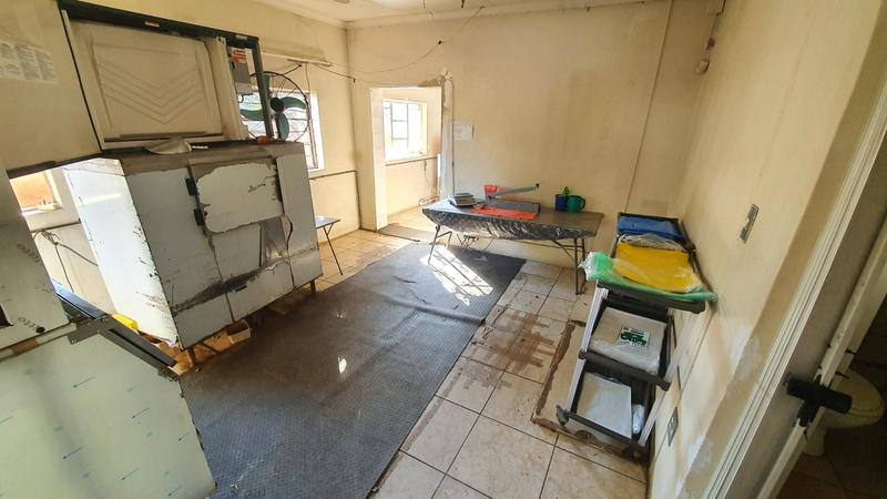 6 Bedroom Property for Sale in Pretoria North Gauteng