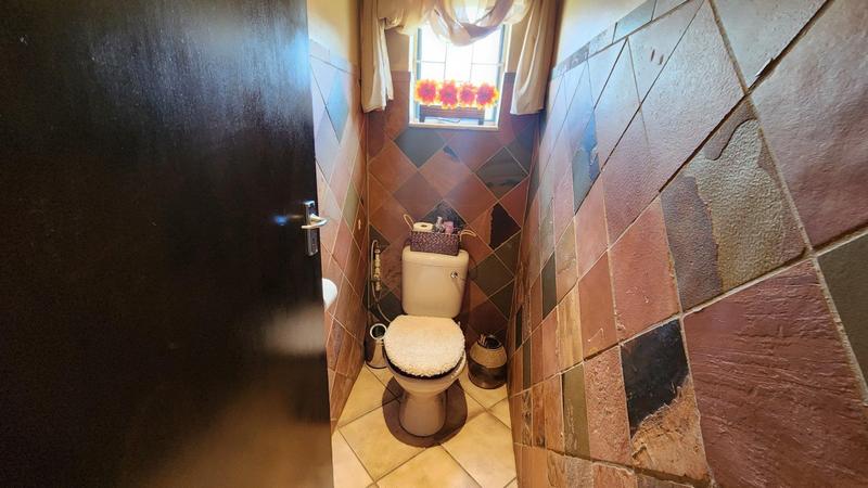 4 Bedroom Property for Sale in Sinoville Gauteng