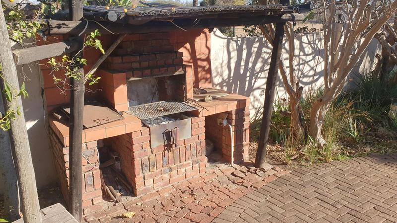 3 Bedroom Property for Sale in Sinoville Gauteng