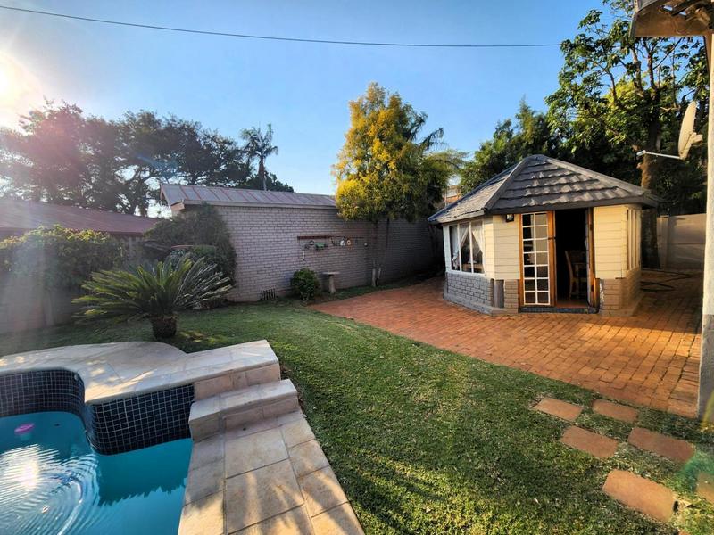 3 Bedroom Property for Sale in Sinoville Gauteng