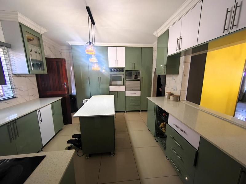 3 Bedroom Property for Sale in The Orchards Gauteng