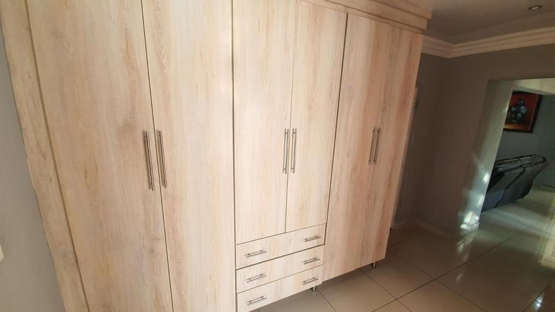 3 Bedroom Property for Sale in The Orchards Gauteng