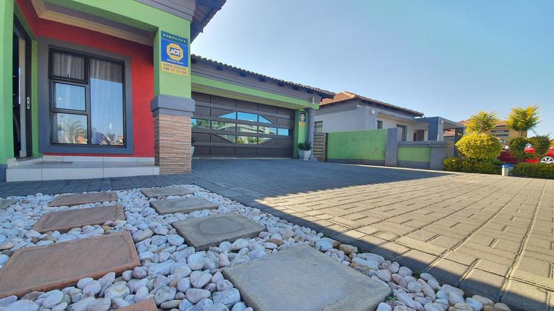 3 Bedroom Property for Sale in The Orchards Gauteng