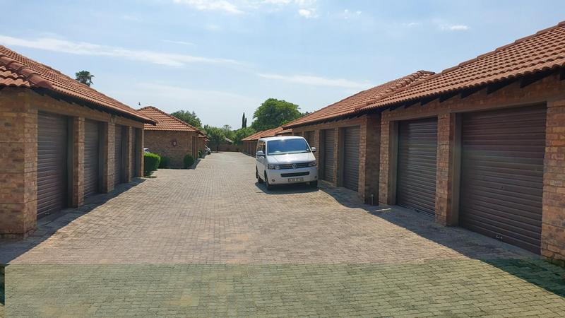3 Bedroom Property for Sale in Theresa Park Gauteng
