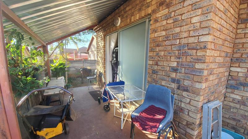 3 Bedroom Property for Sale in Theresa Park Gauteng