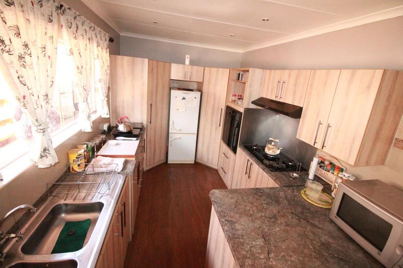 3 Bedroom Property for Sale in Theresa Park Gauteng