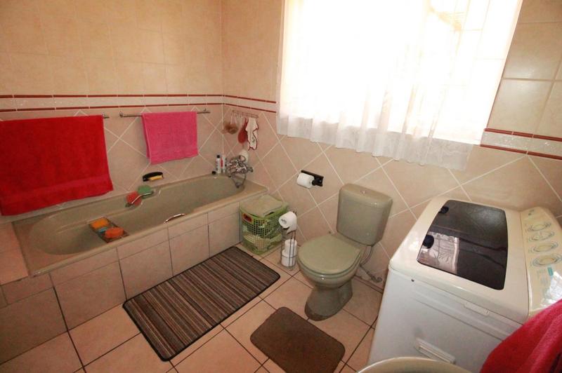 3 Bedroom Property for Sale in Theresa Park Gauteng