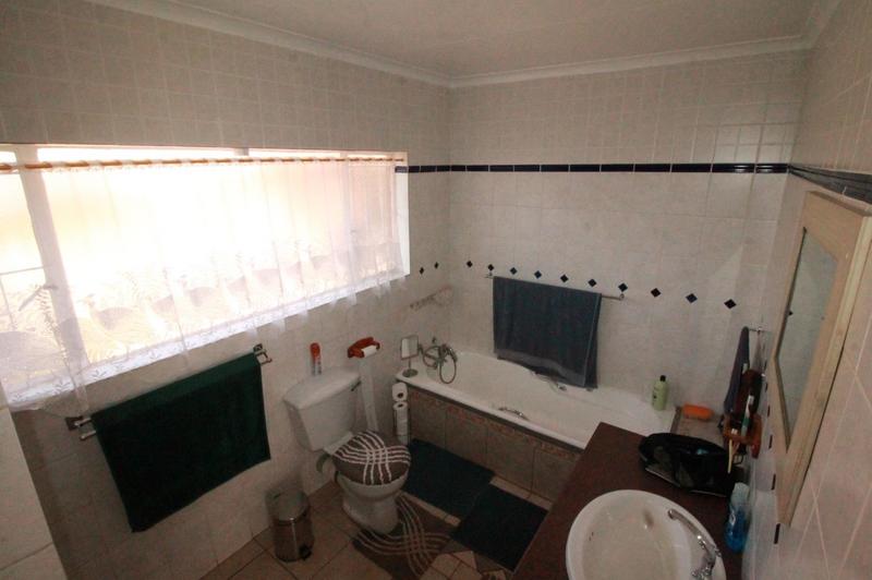 3 Bedroom Property for Sale in Theresa Park Gauteng