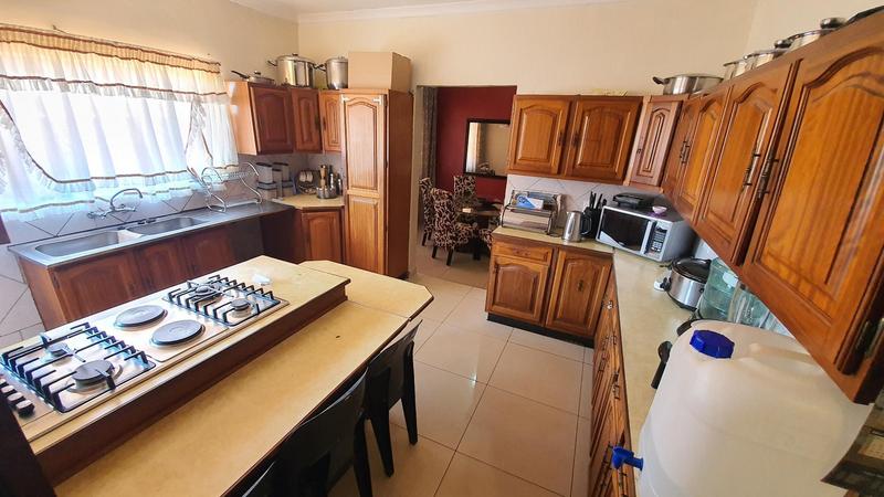 4 Bedroom Property for Sale in Theresa Park Gauteng
