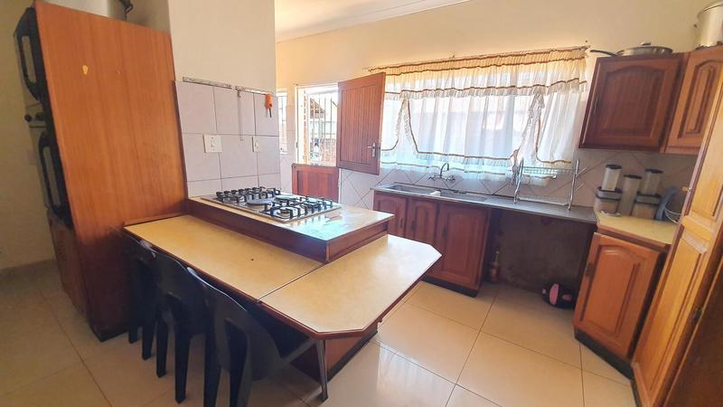 4 Bedroom Property for Sale in Theresa Park Gauteng