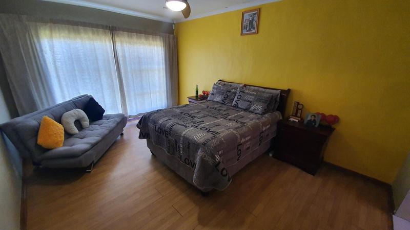 4 Bedroom Property for Sale in Theresa Park Gauteng